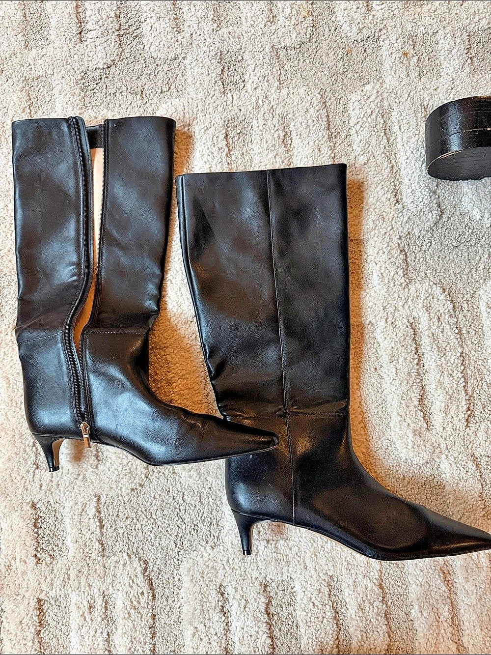 Abercrombie & Fitch Vegan Leather Kitten Heel Boots Black US 9.5